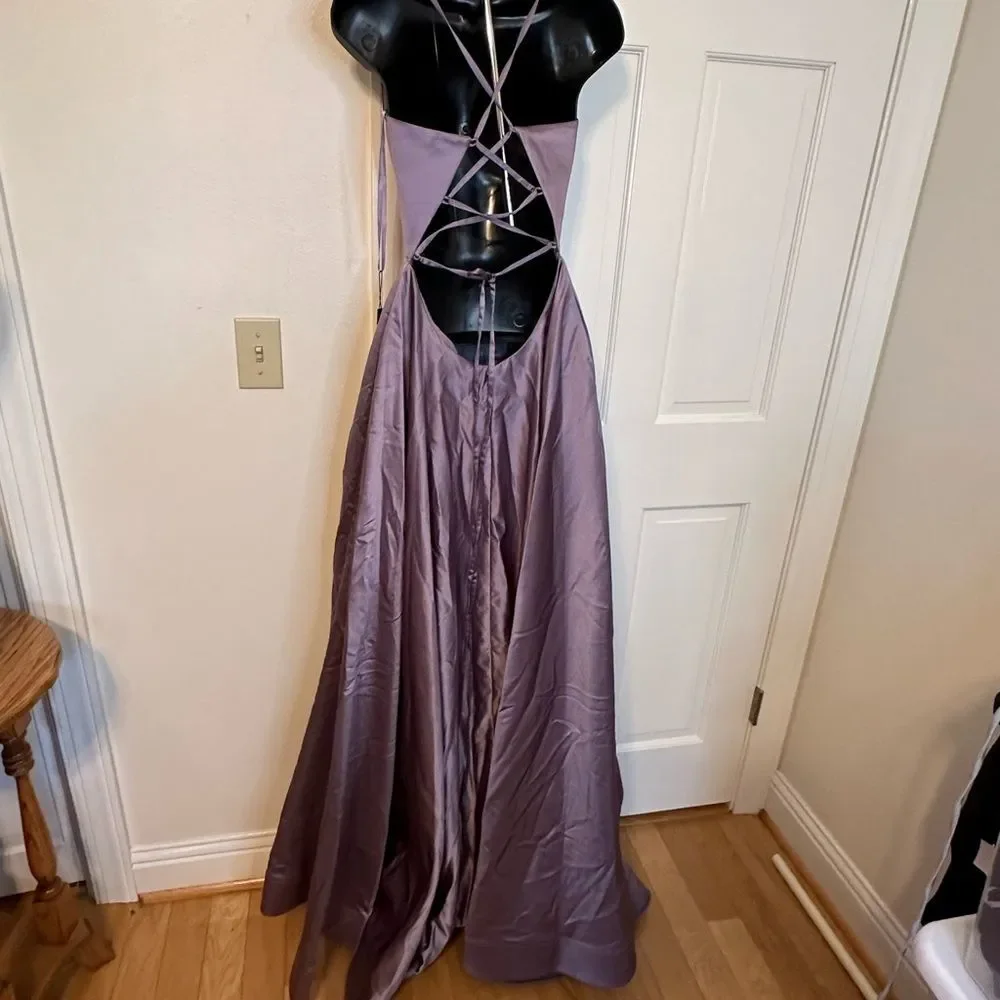La Femme Lavender/Gray Spaghetti Strap V Neck Dress Size 4 NWT - Picture 9 of 14